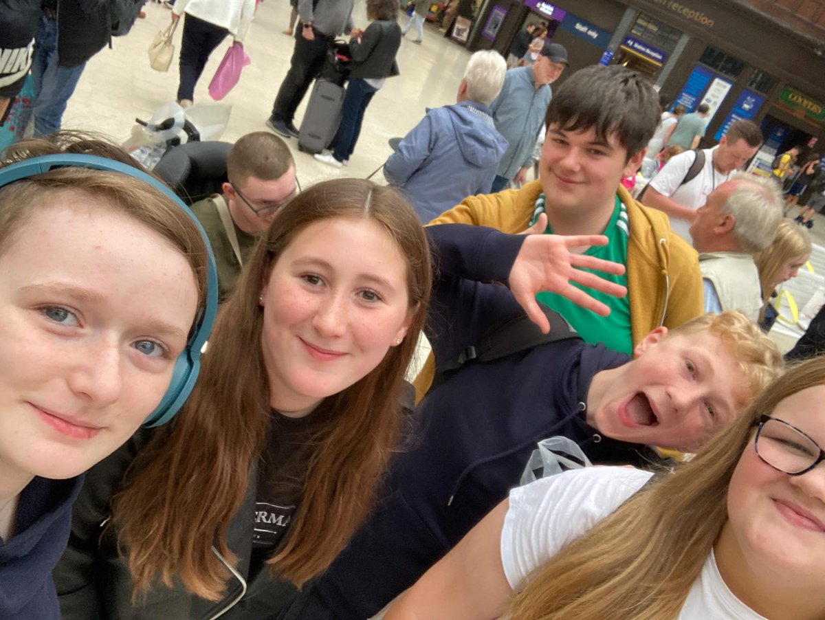 I'm on my way to see the uk Parliament with <a href="/NA_YouthExec/">North Ayrshire Executive Youth Council</a>, <a href="/GV_YouthForum/">Garnock Valley Youth Forum</a>, and the north coast YF. It's set to be a fun couple of days. I just got a 5-hour train journey first