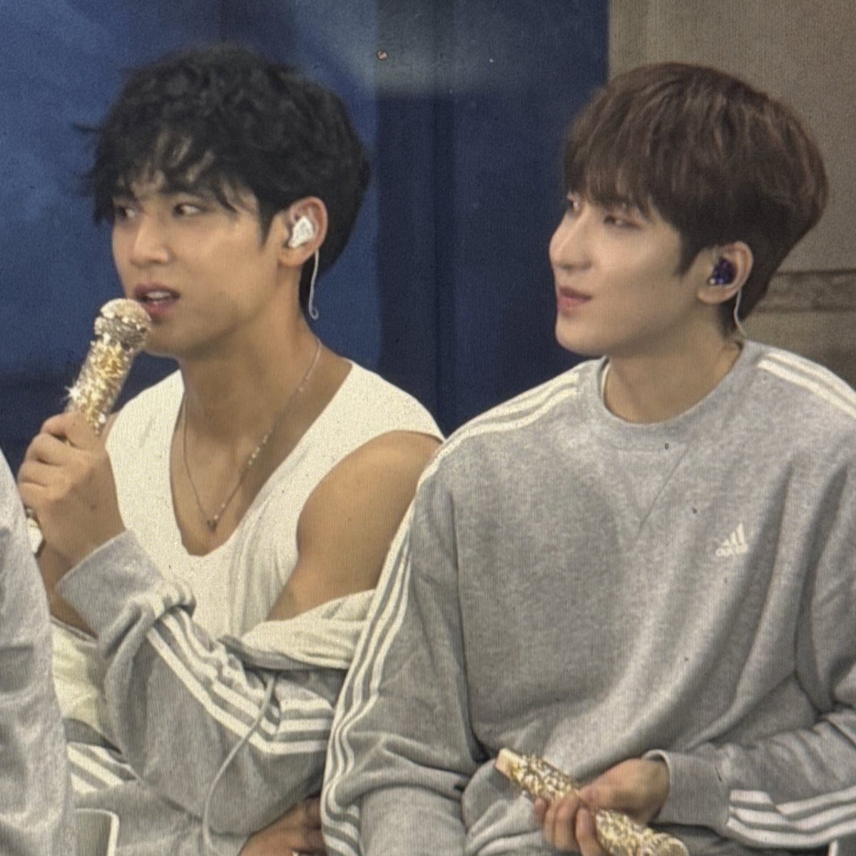 peakykoko's tweet photo. MINWON MAGNETS https://t.co/Pk8S6gbDxi