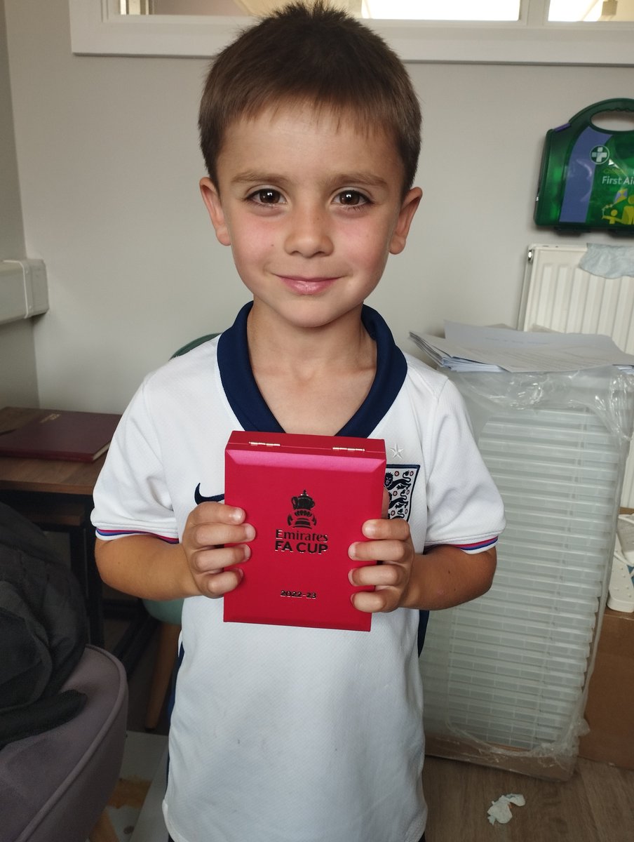 Mugginton CE tweet media