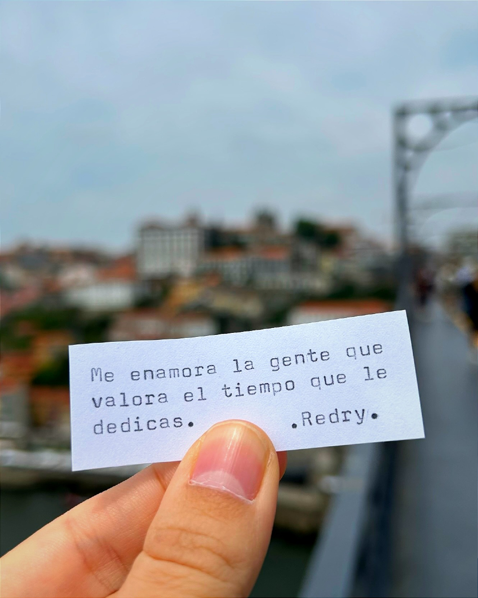 Redry13's tweet photo. Me enamora...

Oporto 🇵🇹

#travelportugal #viajeportugal #oporto #porto #portugal #redry #poesiaviajera #letrasviajeras #poetry https://t.co/fZPIlQmEXb
