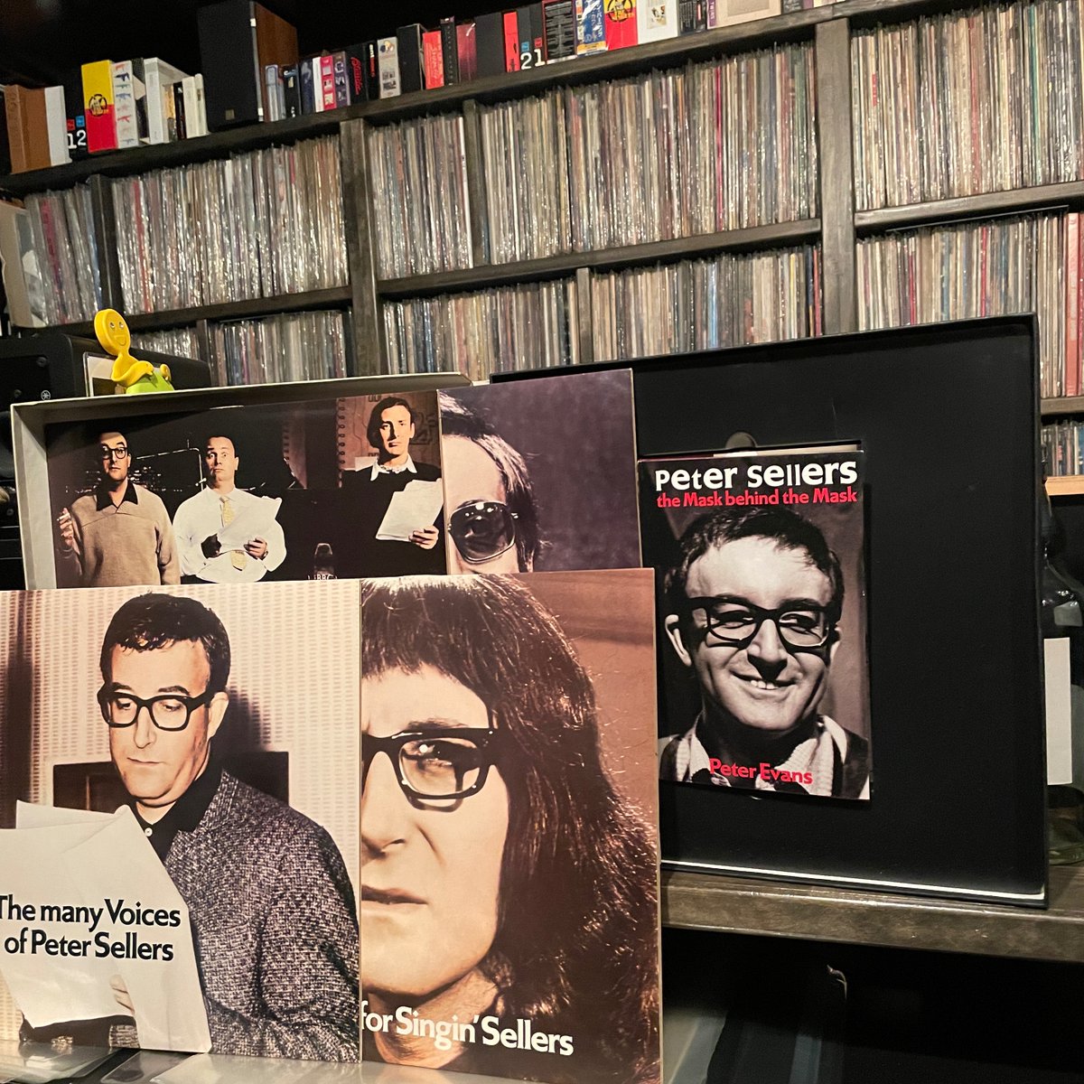MILEHIGHCLUB202's tweet photo. ほな4LP BOXいこか
PETER SELLERS / THE VOICE BEHIND THE MASK [’81 Guild Records --- 62002]
#petersellers #rongoodwin #georgemartin #sophialoren #GoodnessGraciousMe #listeningbar #vinylbar #musicbar #レコードバー #mhc24072024
https://t.co/9EO5eBH4Yz https://t.co/gVJd4AwVR3