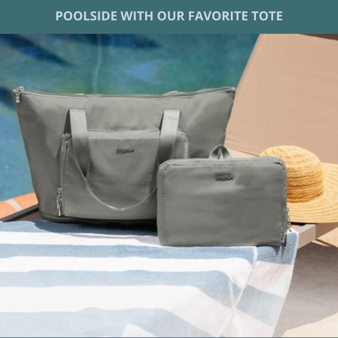 valisesgrimard's tweet image. Poolside with our favorite Baggallini bags. Discover the perfect blend of style and practicality. Available in-store and online. #Baggallini #StyleAndPracticality #BeachBags