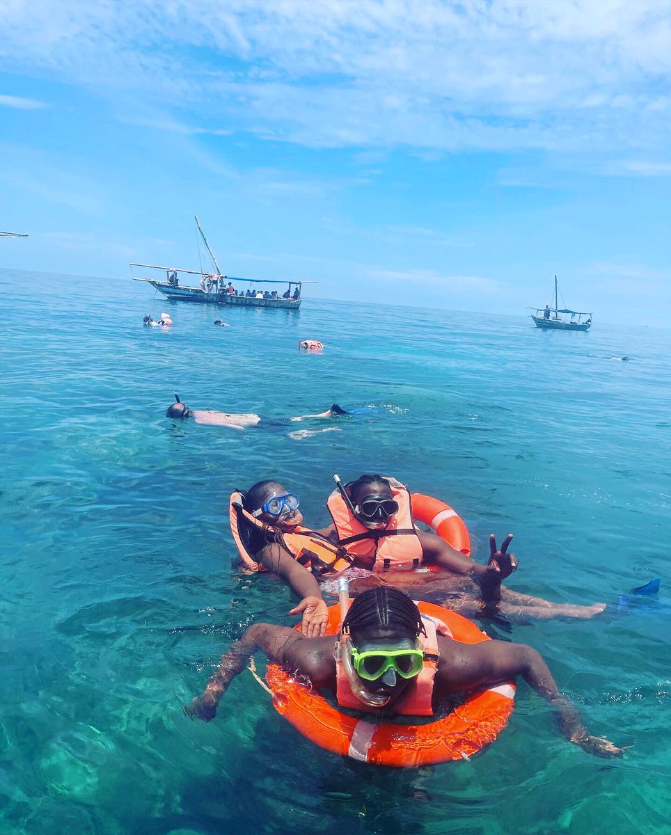 mulatookmebenin's tweet photo. Therapeutic Relaxation: Snorkelling in the middle of the Indian Ocean!

Need this? Escape to Zanzibar 🇹🇿 with us - Book your spot today! https://t.co/zZYVPpPnql