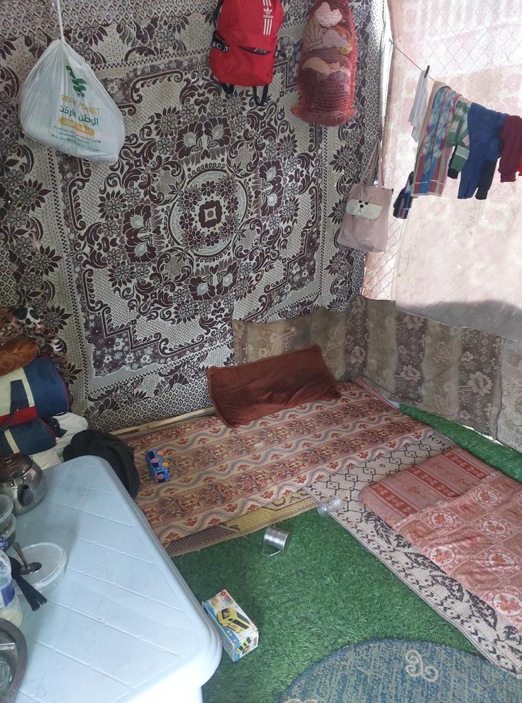 wdmr28280815's tweet image. 👋Peace be upon you, my friends
I need your help
My tent is empty of food🆘️🆘️🆘️🆘️
We are suffering greatly
I have children, my father, my mother and my sisters
My family consists of 13 people
I ask you for help, please
#Gaza #under #bombardment
🙏
paypal.me/AwadMatar