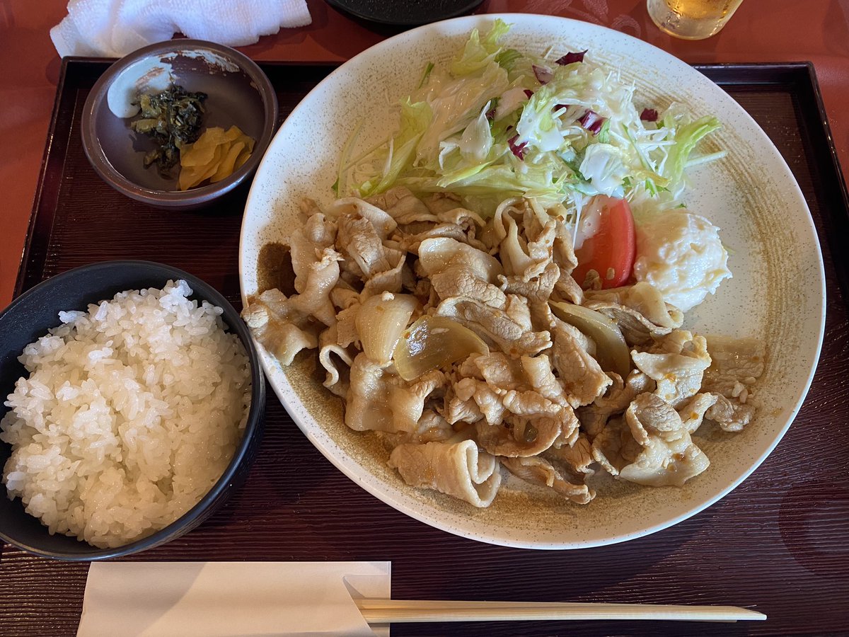 本日は京カントリークラブへ⛳️

炎天下だったけど、クールカートのおかげでなんとかやり切れた😗
クールカートあるとないとで全然違う、あれは全台に付けるべきだと思う✨
明日も頑張ろ、スコアは93‥ダメや‥
