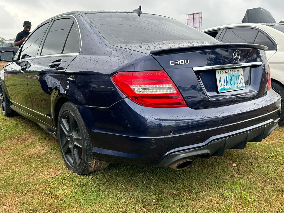 Carsnationn's tweet photo. Clean C300
2010
Price:7M
At Abuja
Everything Blessed https://t.co/KcuOYOpCEe