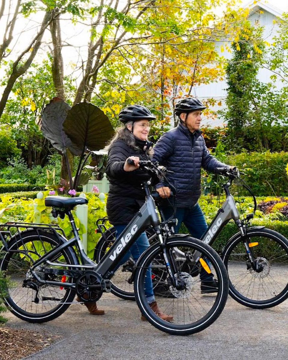 The Velec R48 is one of the most comfy electric bicycles on the market with a smooth 500W motor, front forks and suspended seat post, oversized seat, adjustable stem and a step-through frame. The battery is centrally mounted on the frame and comes with a 48V/10Ah lithium battery.
