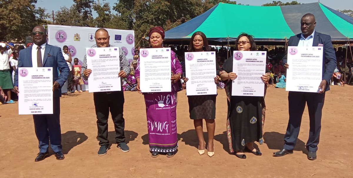 A pleasure to join Hon Minister of gender &amp; the Speaker of Parliament at the launch the EU funded 50/50 project in Mulanje. A crucial first step towards ensuring better female and youth representation in parliament next year. Demokalase yokomela aliyinse, ndizotheka!