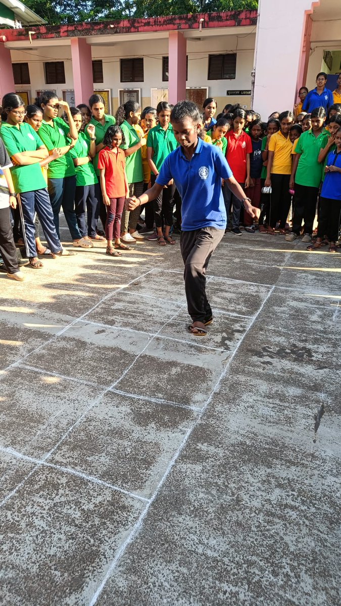 JawaharNavoday3's tweet photo. Shiksha Saptah in PM SHRI School JNV THIRUVANANTHAPURAM-TLM DAY 03 Indigenous Games Competition
#ShikshaSaptah #teachinglearningmaterial
#FoundationalLiteracyNumeracy
#EcoClubs4MissionLIFE #SkillEducation
@NVS_HQ @NvsHyd @EduMinOfIndia @CvShanthy65987 @TGopalakrishana https://t.co/J7BE2lDomv