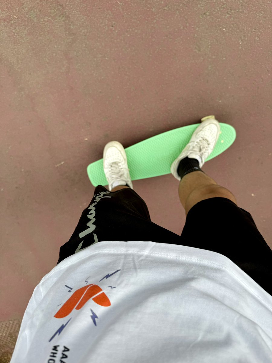 I need more @WhopIO merch 😮‍💨