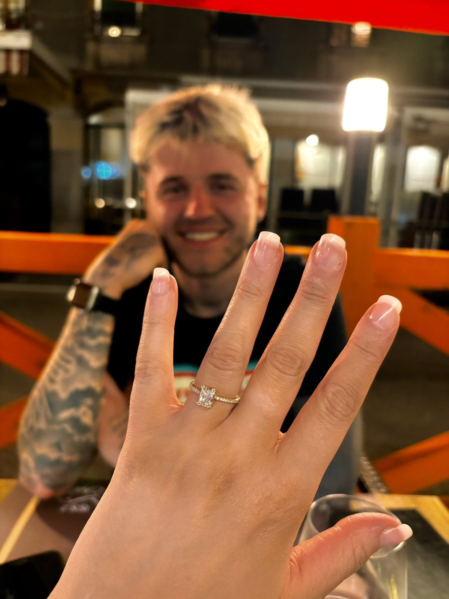 𝐚𝗺𝐲𝐣𝐚𝐝𝐞 tweet media