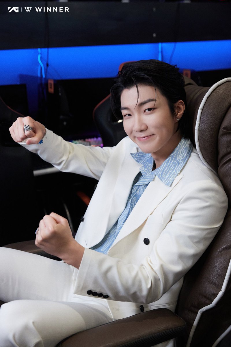 innercircleww's tweet photo. [WV] 240724 WINNER Weverse Media 

LEE SEUNGHOON <딱 내 스타일이야 (MY TYPE)> STORY FILM (기안84 ver.) BEHIND PHOTO🍞💙

https://t.co/LQPz2jHYx2

#LeeSeunghoon_is_MyType 
#이승훈 #LeeSeunghoon 
@official_hoony_ #WINNER https://t.co/NY4o4jbVQ4