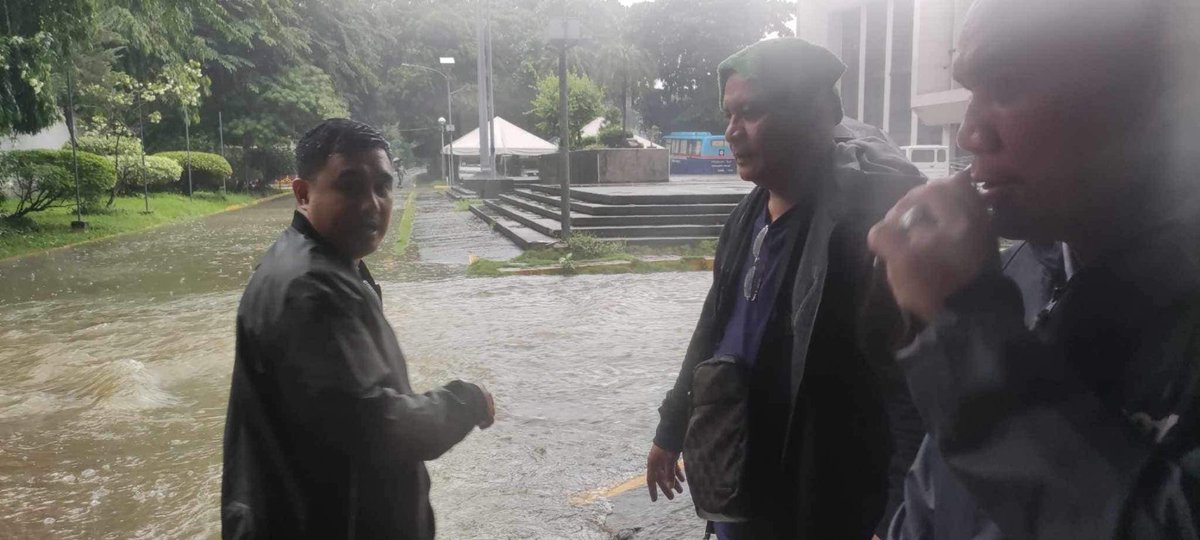 The Post Office tweet media