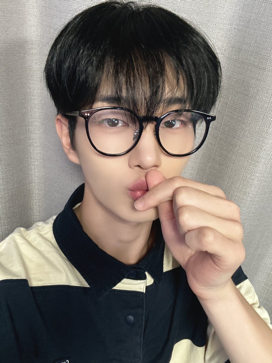 DRIPPIN's tweet photo. [📸] #DRP_PIC

◾2024. 07. 24
◽HAPPY CHANGUK DAY

창욱이의 우당탕탕 케이크 만들기 🎂
흩날리는 스프링클➰ 빵에 심어지는 체리🍒 ,, 

하루 먼저 축하해 주신 드리밍 감사합니다 🥳
내일도 많이 축하해 주세요 🐩

#DRIPPIN #드리핀
#주창욱 #JOOCHANGUK https://t.co/1LFqgR7pOS