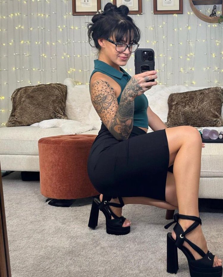 How do I look?❤️❤️😎