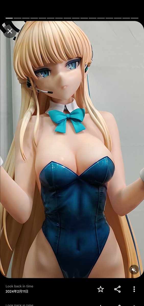 トキ(ブルアカ) ,トキ(バニーガール)(ブルアカ) 「どういう基準か知らんが「思い出を振り返りましょう!」系のお節介機能でよくお出しさ」|けに山🎒のイラスト