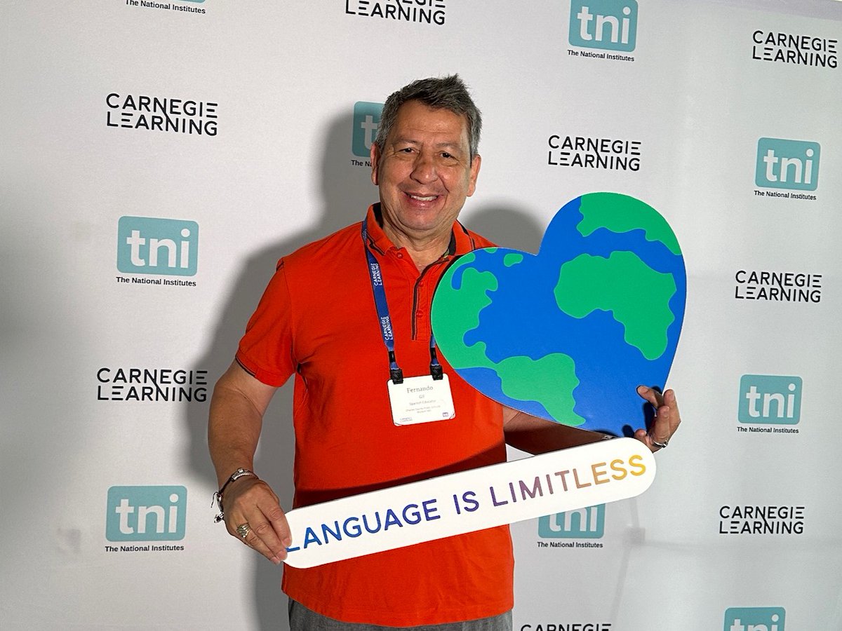carnegielearn's tweet image. Soaking in all the language &amp;amp; literacy love + learning with these incredible educators at #TNI2024. 💙

#LanguageIsLimitless #LeadWithLiteracy