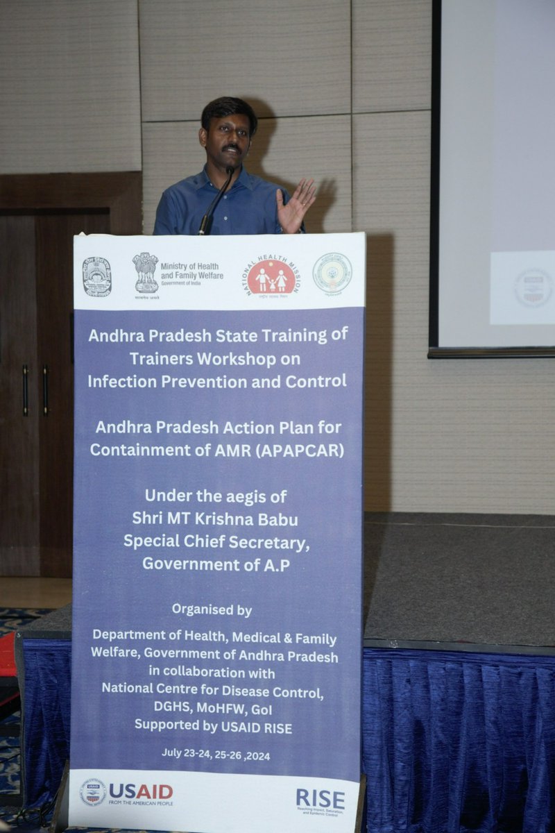 ArogyaAndhra's tweet photo. Commissioner Shri C. Hari Kiran  and Dr Lata Kapoor sharing their thoughts with the healthcare professionals at the Andhra Pradesh State ToT Workshop on Infection Prevention and Control in collaboration with @NCDCMoHFW &amp; supported by @USAIDRISEINDIA #APAPCAR https://t.co/ejvPRwZRi0
