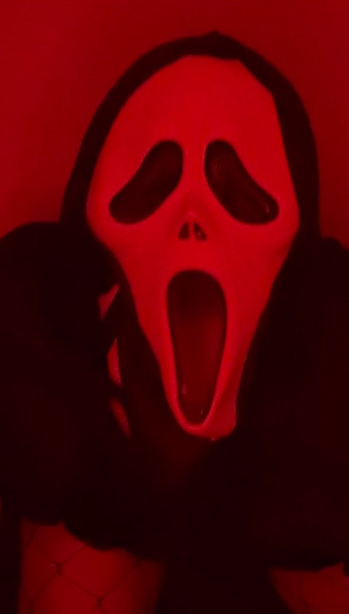 DodgerRhoades13's tweet photo. Posting throwbacks from my first ever shoot over on my instagram story tonight 👻🔪🥵 #ghostface #models #onlyfans https://t.co/m6SLN6y0gm