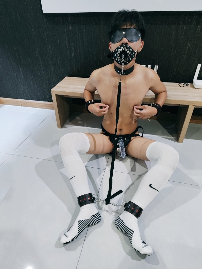 这是谁家的小狗狗嘞？我的🤤
