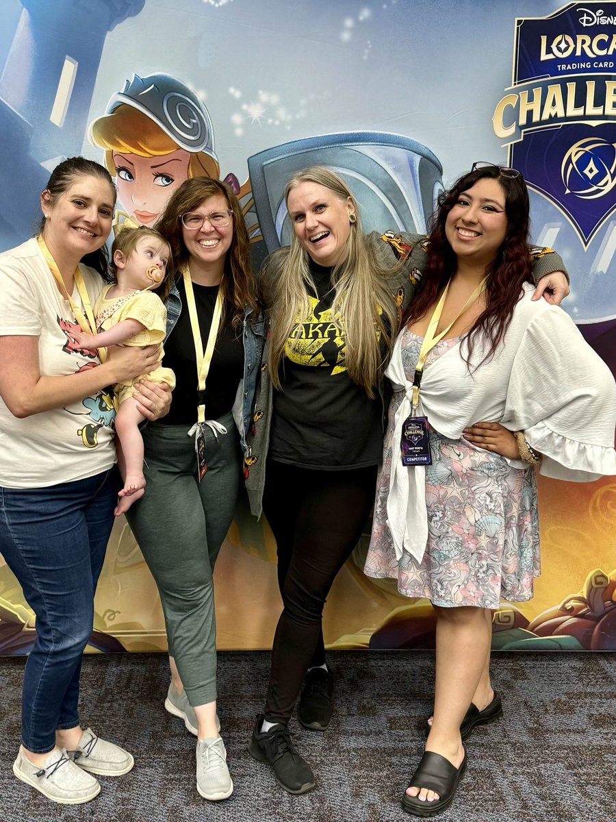 enchanted_kim99's tweet photo. @Love2Lore excitedly had their first DLC, way more photos and stories to come!
I'm so happy I got to meet so many wonderful members and was one of the representatives for the competitive team this last weekend 🥰
#love2lore #DisneyLorcana #disneylorcanachallenge https://t.co/8dLW9tAGXO