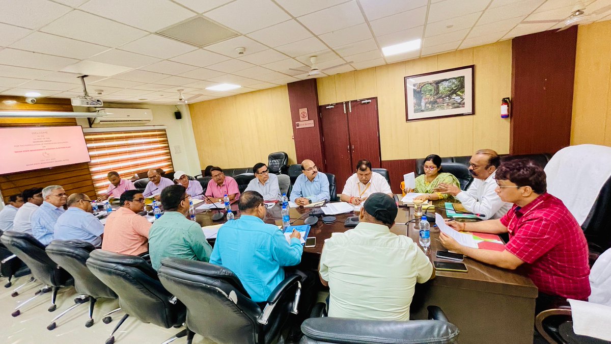bsbb_bihar's tweet photo. State Biodiversity Plan Framework Document तैयार करने के लिये कृषि, पशुपालन एवं मतस्यिकी, पर्यावरण एवं वन विभाग के मनोनीत पदाधिकारियों तथा इन विषयों के अनुसंधान और अकादमिक संस्थानों के विशेषज्ञों के कार्यदल की पहली बैठक 23.07.2024 को सम्पन्न हुई। #BSBB https://t.co/CKIw4MwNX4