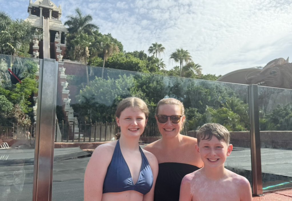 AideenDuggan's tweet photo. 🏖️ Back to work today after a fantastic holiday in Tenerife with my family and a greatly needed social media detox.
☕️ Let’s meet for a coffee to discuss your recruitment needs over this quarter T:02890021616 or Aideen.duggan@keenanrecruitment.co.uk
#Refocused #Recruiting https://t.co/YVlN2T52cx