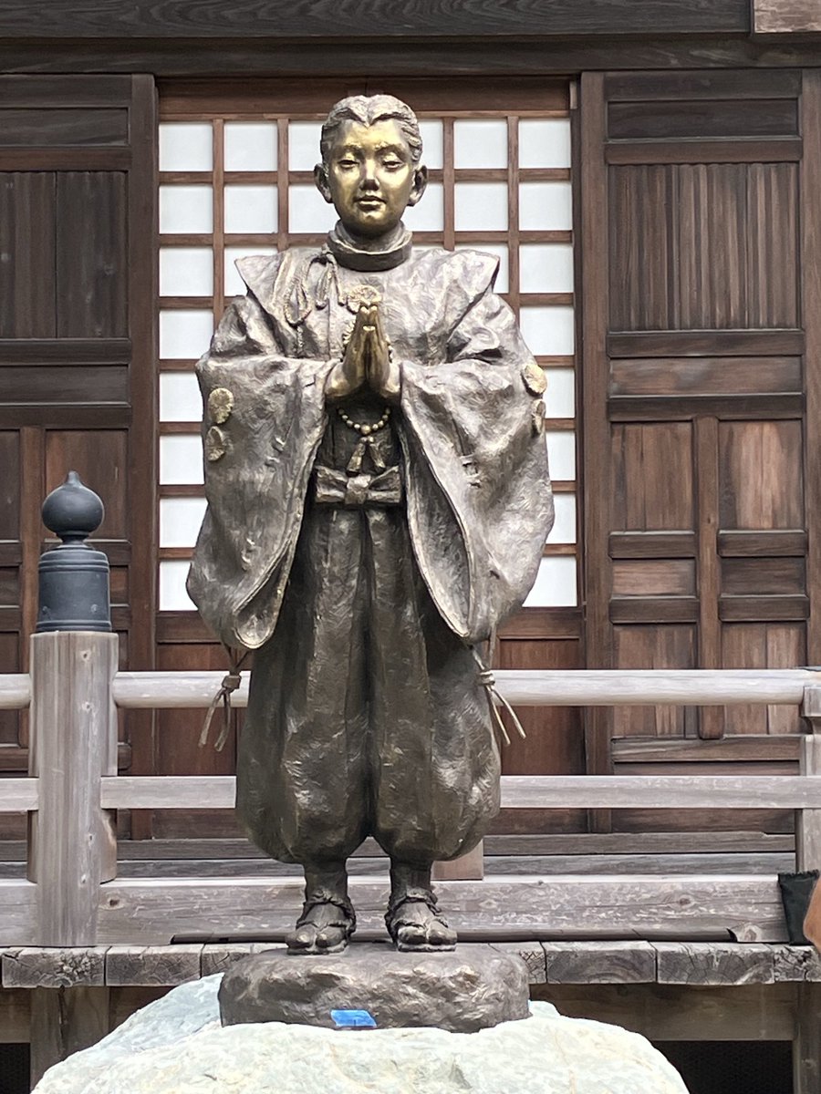 北の湖ブロンズ像 北の湖ブロンズ像