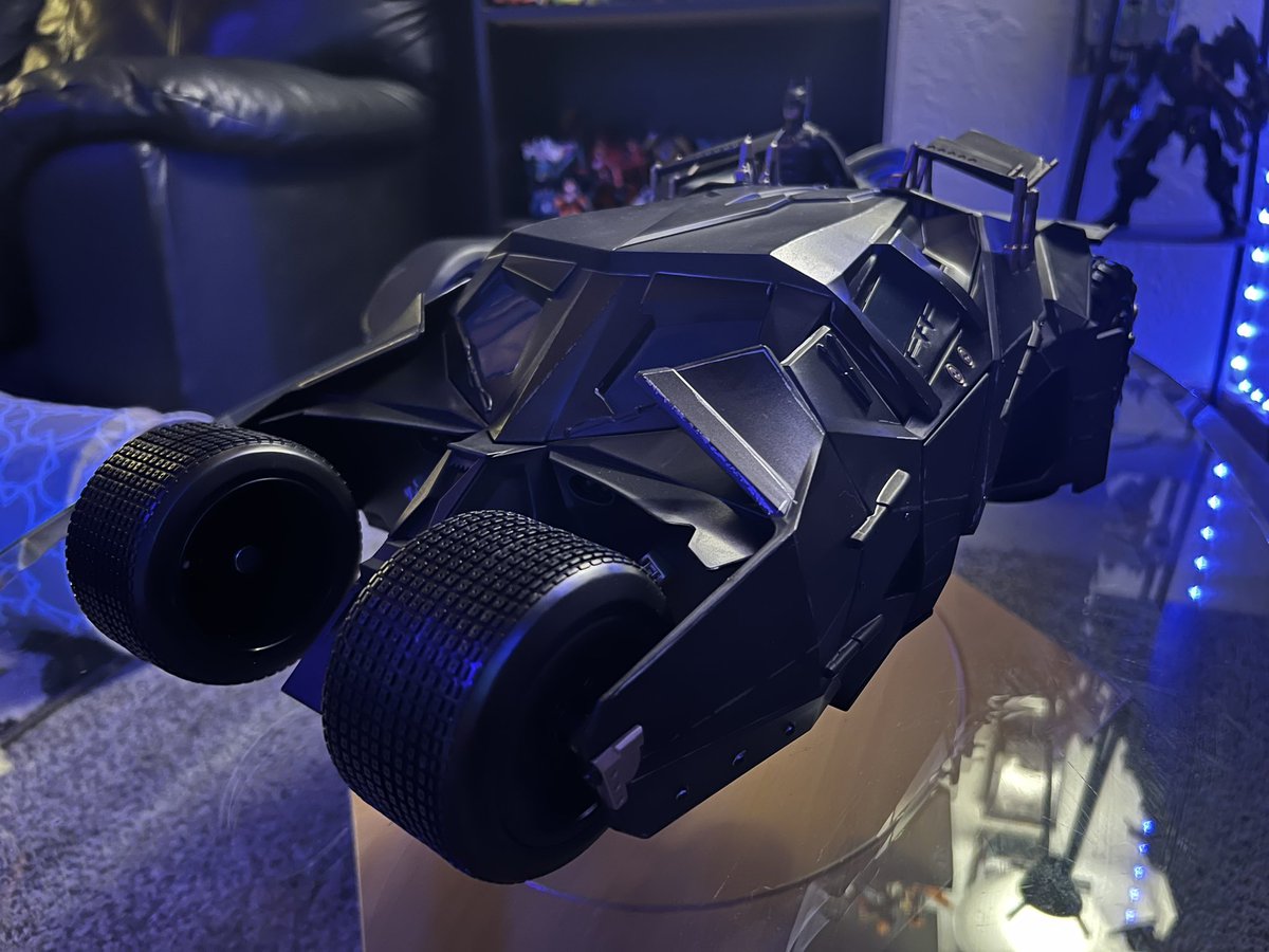 TFReview16's tweet photo. It came in black #tumbler #thedarkknight #dcmultiverse #mcfarlanetoys #batman https://t.co/AwjlWu10Ka