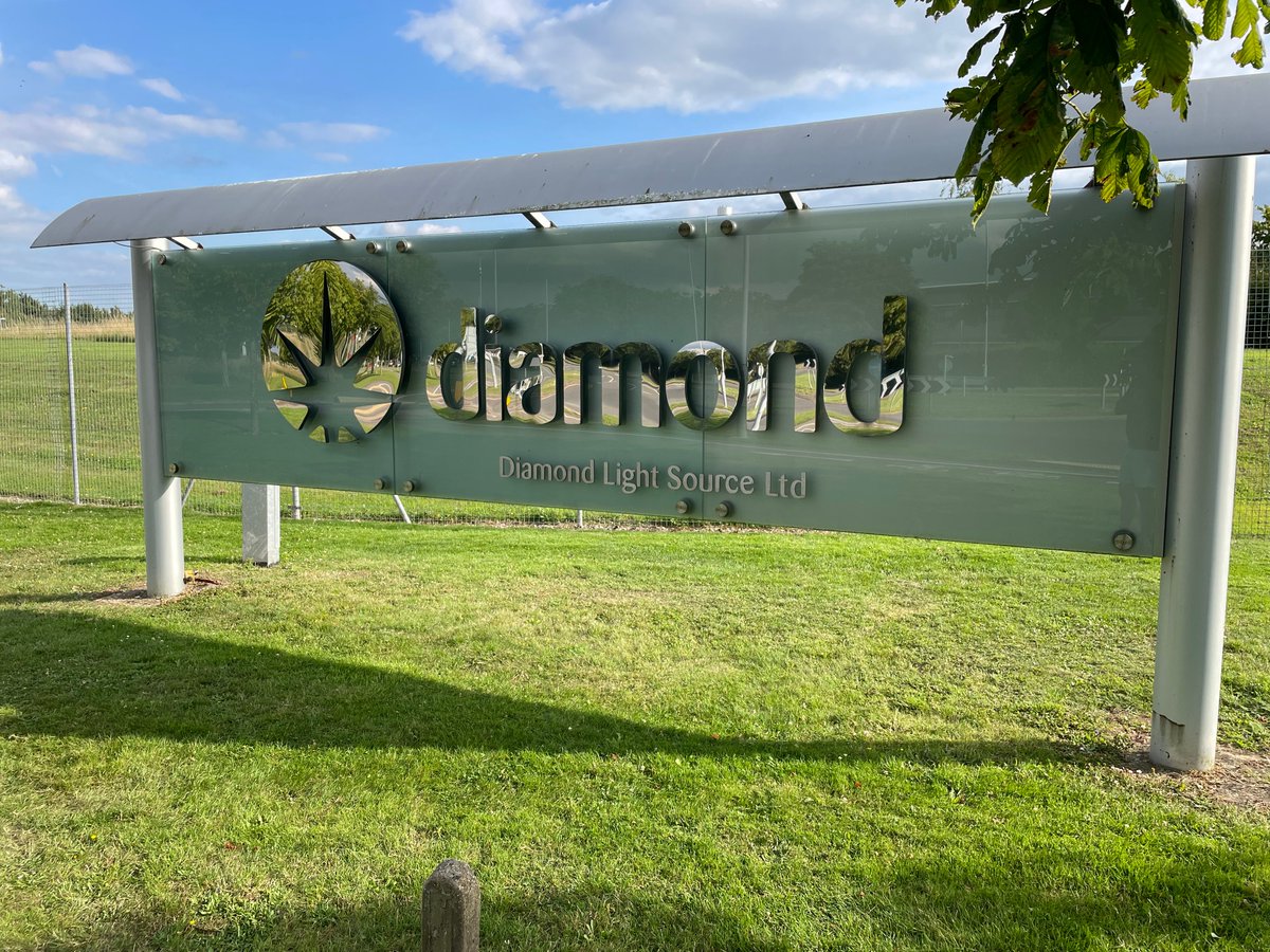 DanielePreziosi's tweet image. Ready for the last dance before the summer break. @DiamondLightSou #magnetic #diffraction #nickelates