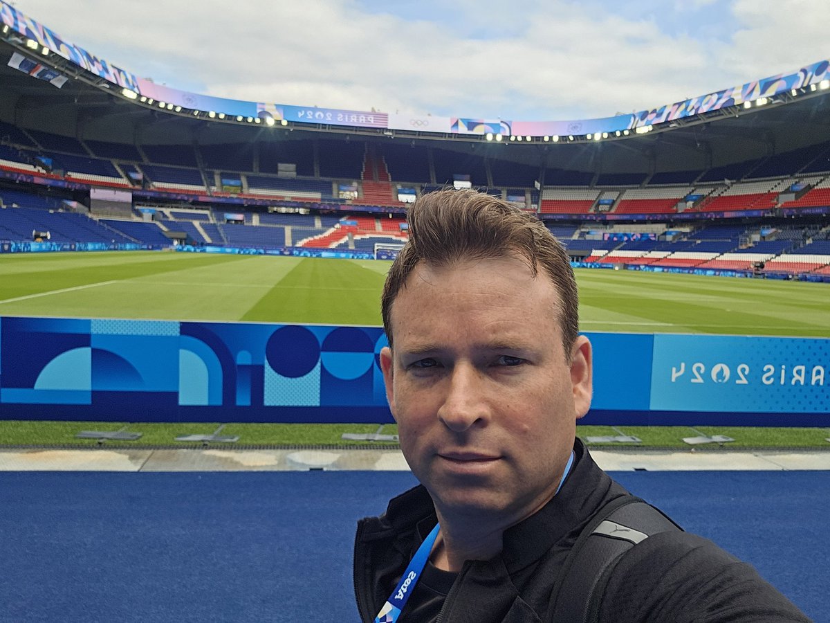 SportsDocOnline's tweet photo. #Paris2024 Here we go!
💪💪💪
#paris2024olympics
#OlympicGames
#Olympics2024
#football
#FIFA https://t.co/o0sxWZeQt9