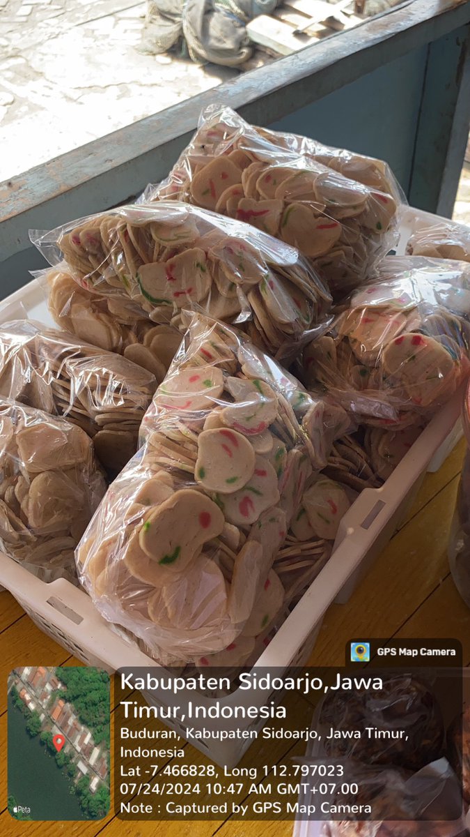nadiaafathma's tweet photo. Rabu (24/07), Nadia F, Luhkan #Sidoarjo, di Ibu Suyati Dsn. Kepetingan Kec.Buduran, melaporkan #produksi Krupuk Udang sebanyak 8kg, harga jual Rp. 70.000/kg #GiatLuhkanSatminkalBWI #LuhLapor @bppsdm_puslatkp @bppsdm_bp3bwi https://t.co/aN9ASKFF8L