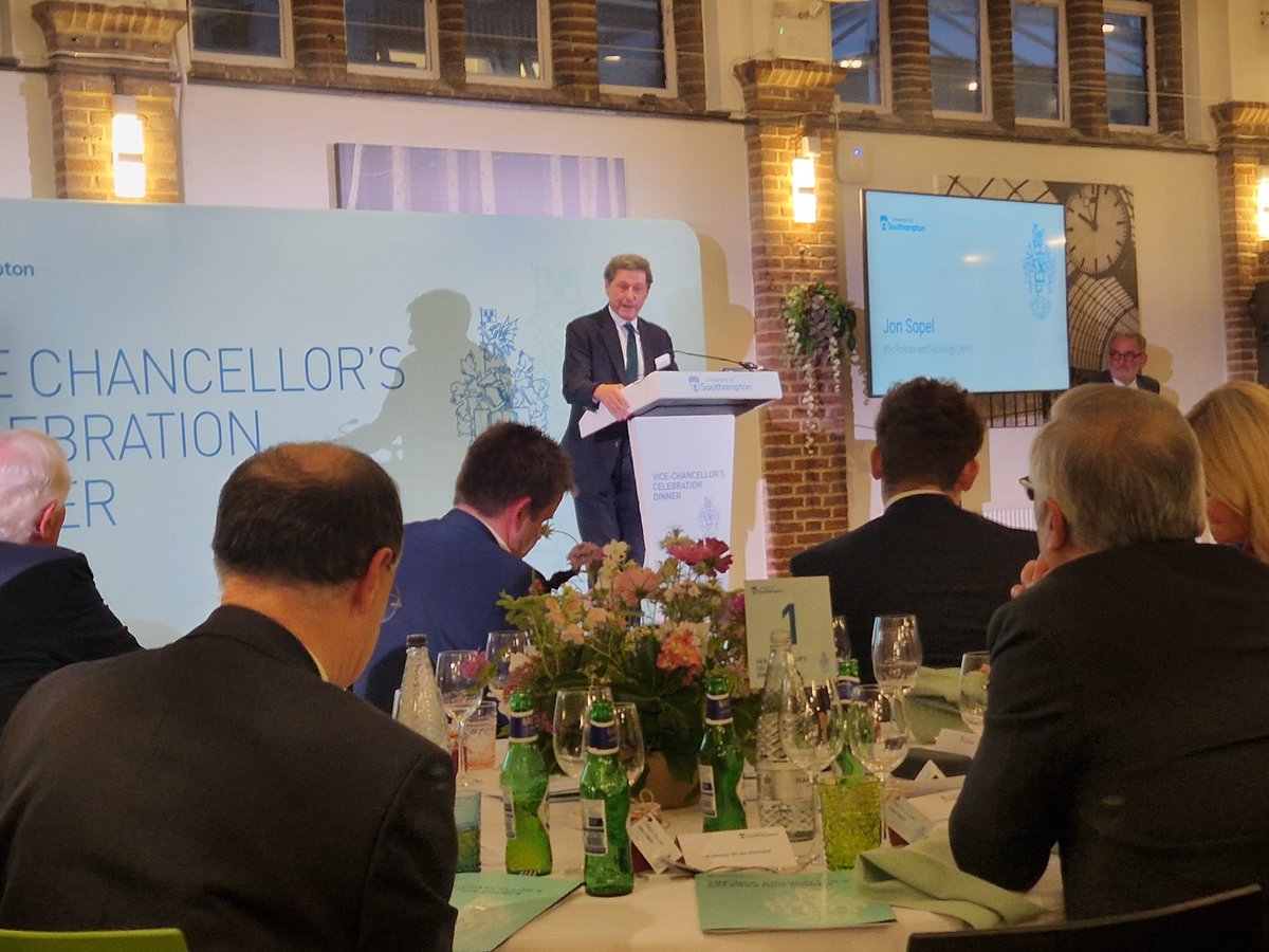 KDeretuerto's tweet photo. A really special evening celebrating the very many brilliant things about @unisouthampton &amp; our partnerships locally &amp; globally. Inspiring speeches from new Chancellors @JustineGreening &amp; Lord Patel, new Chair of Council @IanDiamond11 and @jonsopel plus @VCMarkESmith of course! https://t.co/g9MP44L68E