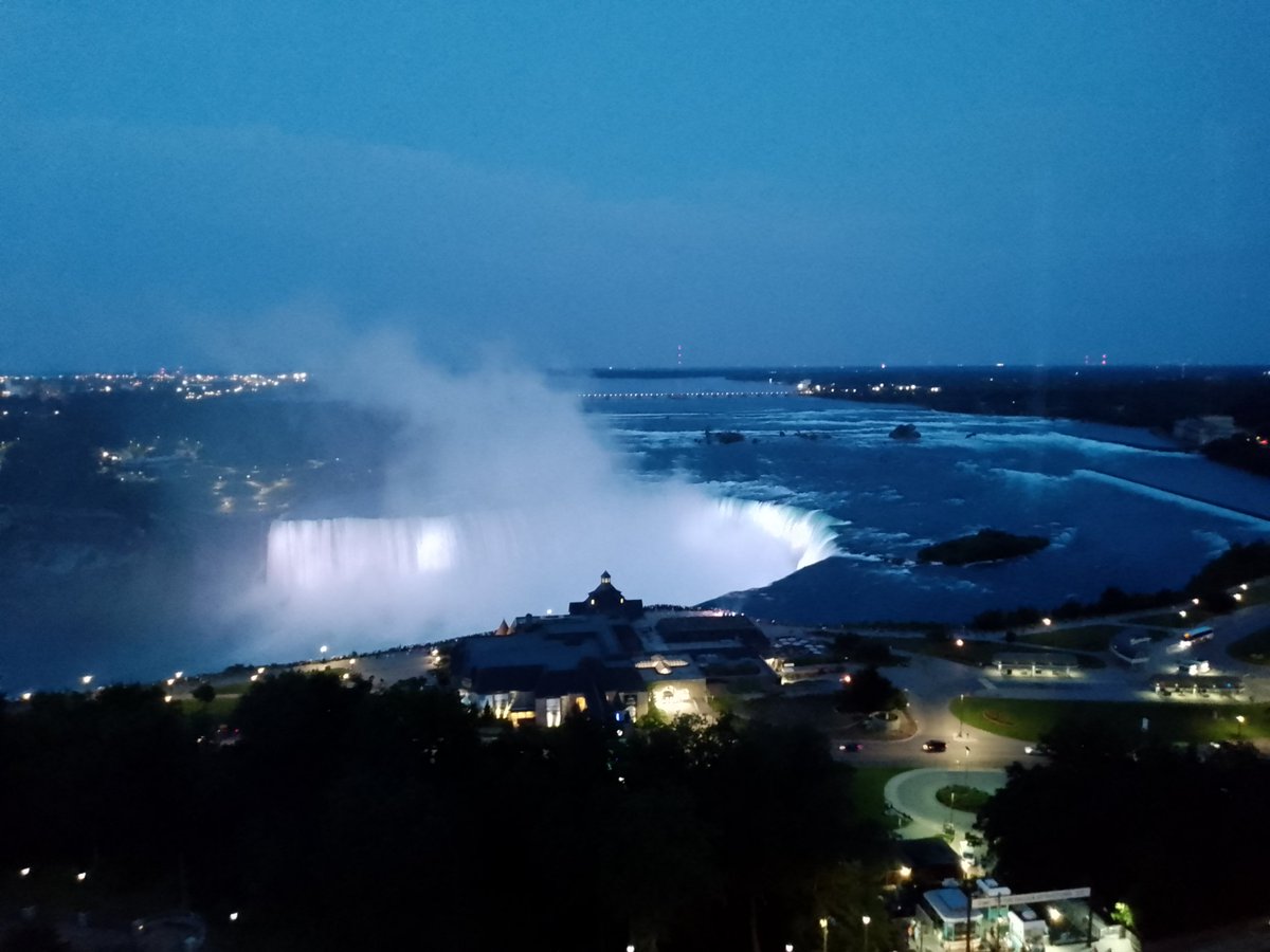 Not a bad hotel view from my bed !