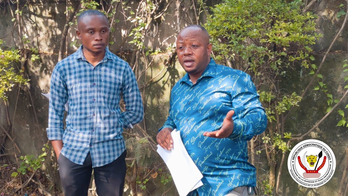 DPJINCCN_NK's tweet photo. #FormerPourTransformer: Le Chef de @DPJINCCN_NK Mr @guy_kibira s'est entretenu avec les jeunes boursiers du programme #WEZESHA en #MobilisationCommunautaire avant leur déploiement sur terrain pour le rappeller au respect de l'éthique et la responsabilité durant toute la pratique. https://t.co/laZL4Q0Bhg