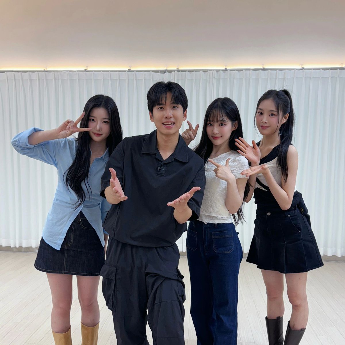 cleaaan1's tweet image. 240724 mobidictv

#미미미누 #트리플에스 #tripleS #유연 #서연 #지연