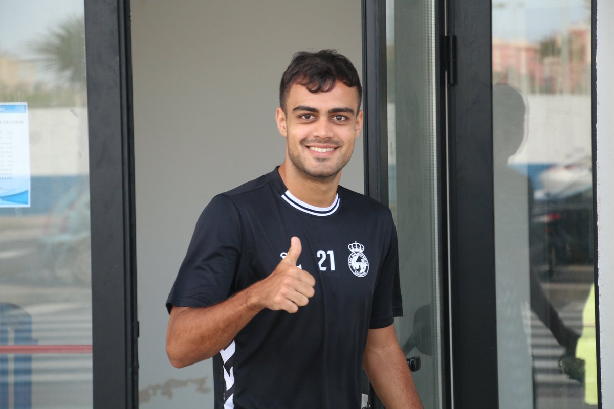 RBL1912's tweet photo. Empezando el día con alegría 😁🤙🏽 https://t.co/FsqrR1CyTw