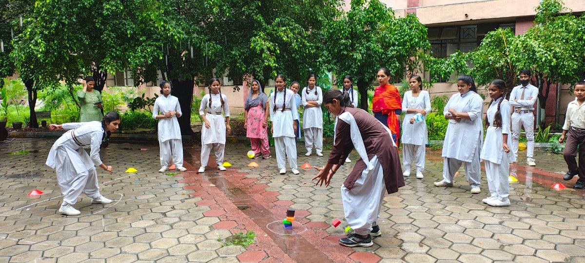 SARVODAYA VIDYALAYA, PITAMPURA FU BLOCK (@fu1411008) on Twitter photo Students enjoying Sports Day  Shiksha Saptah Students enjoying Sports Day  Shiksha Saptah