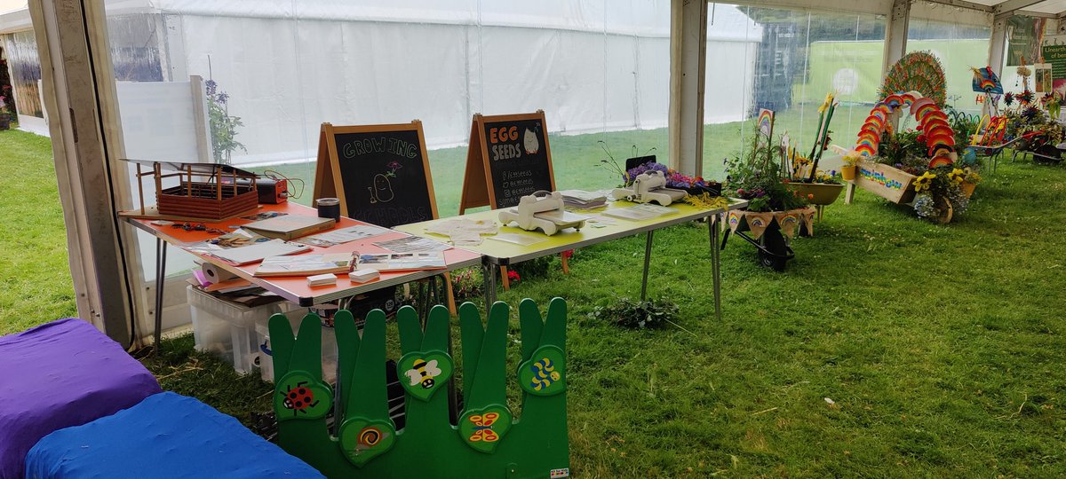 EggSeeds's tweet photo. Down at the horticulture village #RoyalWelshShow  in the wheelbarrow competition tent running flower pressing with children, come and have an explore of colour and form. https://t.co/FVspgyjIz6