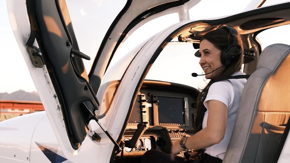 9 von 10 Pilot:innen sind Männer – Wie will Lufthansa Airlines das ändern? Jetzt reinhören 🎧 in die erste Folge des neuen Podcasts 'Above &amp; Beyond'. Überall dort, wo es Podcasts gibt.
Mehr➡️ open.spotify.com/show/6ZHspzErk…