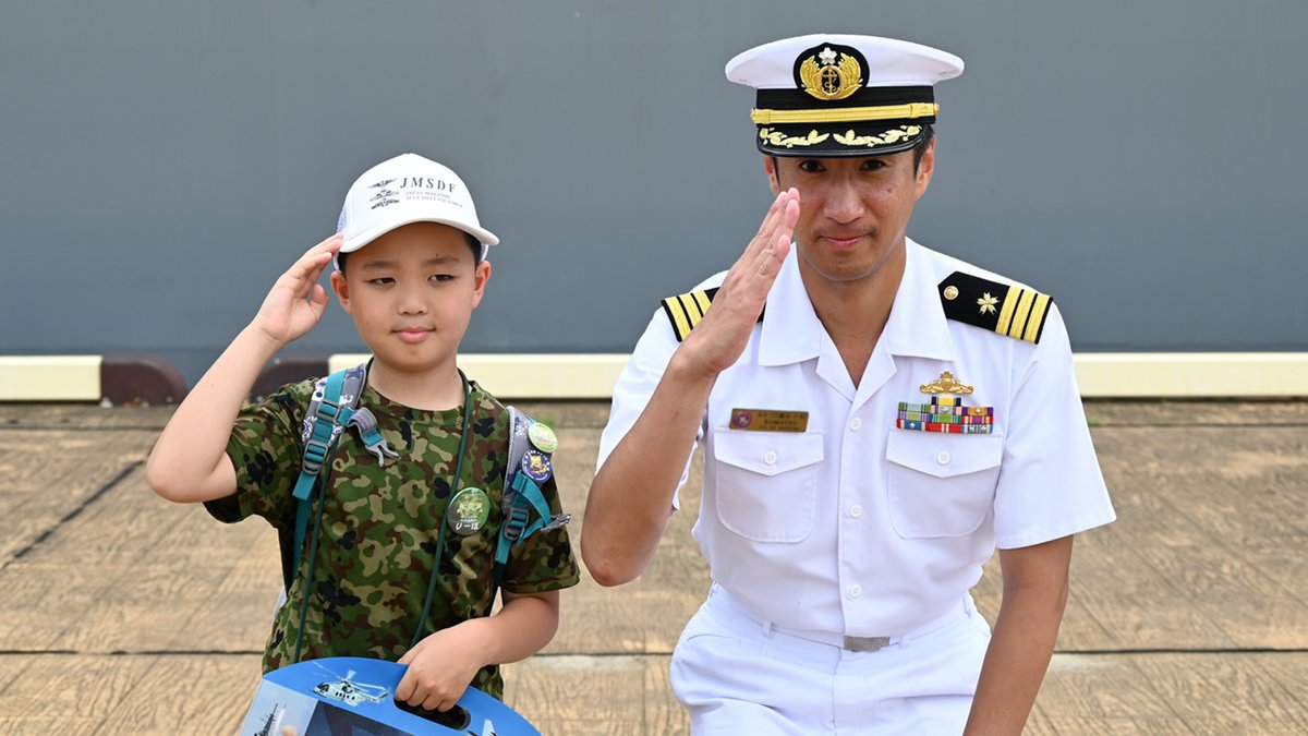 oita_pco's tweet photo. 📣護衛艦あきづき一般公開📣
一般公開は無事に終了しました😉暑い中大勢の方にお越しいただき、ありがとうございました💕夏休みということで来てくれた学生さんもいて、楽しい思い出のひとつになっていたら嬉しいです🚢また一般公開をするときは遊びに来てね👋

#護衛艦 #一般公開 #別府市 #大分地本 https://t.co/zCsgccwqZy