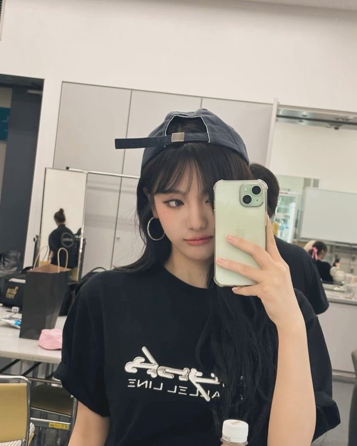 ningning tweet media