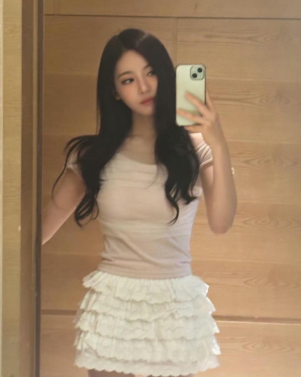 ningning tweet media