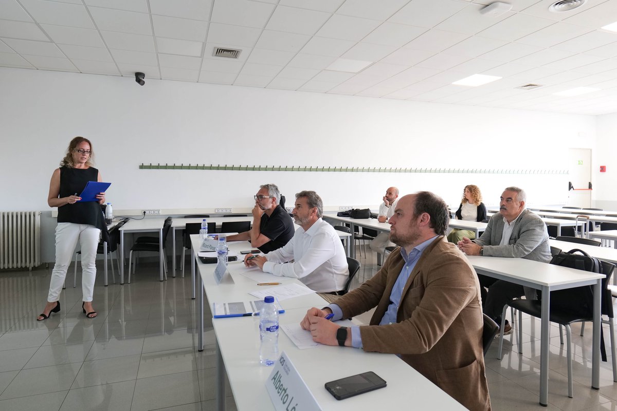 Culminamos con éxito el Máster en Dirección de #Compras, marcando este logro con la presentación de los proyectos finales de nuestro alumnado. Un testimonio de su dedicación, esfuerzo y pasión por el aprendizaje en el campo de la dirección de compras.

¡Enhorabuena!👏🏻🎓