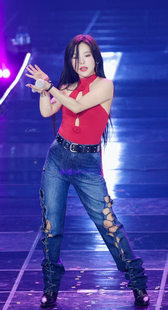 240721 Whee In 1ST WORLD TOUR : 
WHEE IN THE MOOD [BEYOND] ENCORE - Day 2

손끝이 닿을 때
번지는 Color🎨

#휘인 #마마무 #정휘인 #WHEEIN #mamamoo #WheeIn_1ST_WORLD_TOUR_ENCORE