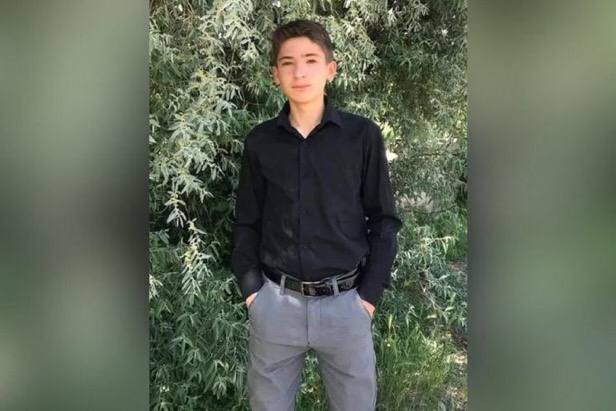 mihribanugurluu's tweet photo. Ankara Çubuk ilçesinde FSM Meslek Lisesi öğrencisi Alperen K. , stajyerlik yaptığı inşaatta 6'ncı kattan düşerek öldüğü haberini üzüntüyle öğrendik.

Kendisine Allah’tan rahmet
Yakınlarına ve sevenlerine başsağlığı ve sabırlar diliyorum.

Ölmeye gelince var sayıyorsunuz emekliliğe başlangıç olmalı deyince yok sayıyorsunuz. 

Adaletiniz Batsın ‼️ 

#ÇırakStajyerÖlüyorAmaÇalışanDeğilDiyorsunuz
#AkpartiKademeyeSessizKalma

@CirakStajFED @EmadDernegi