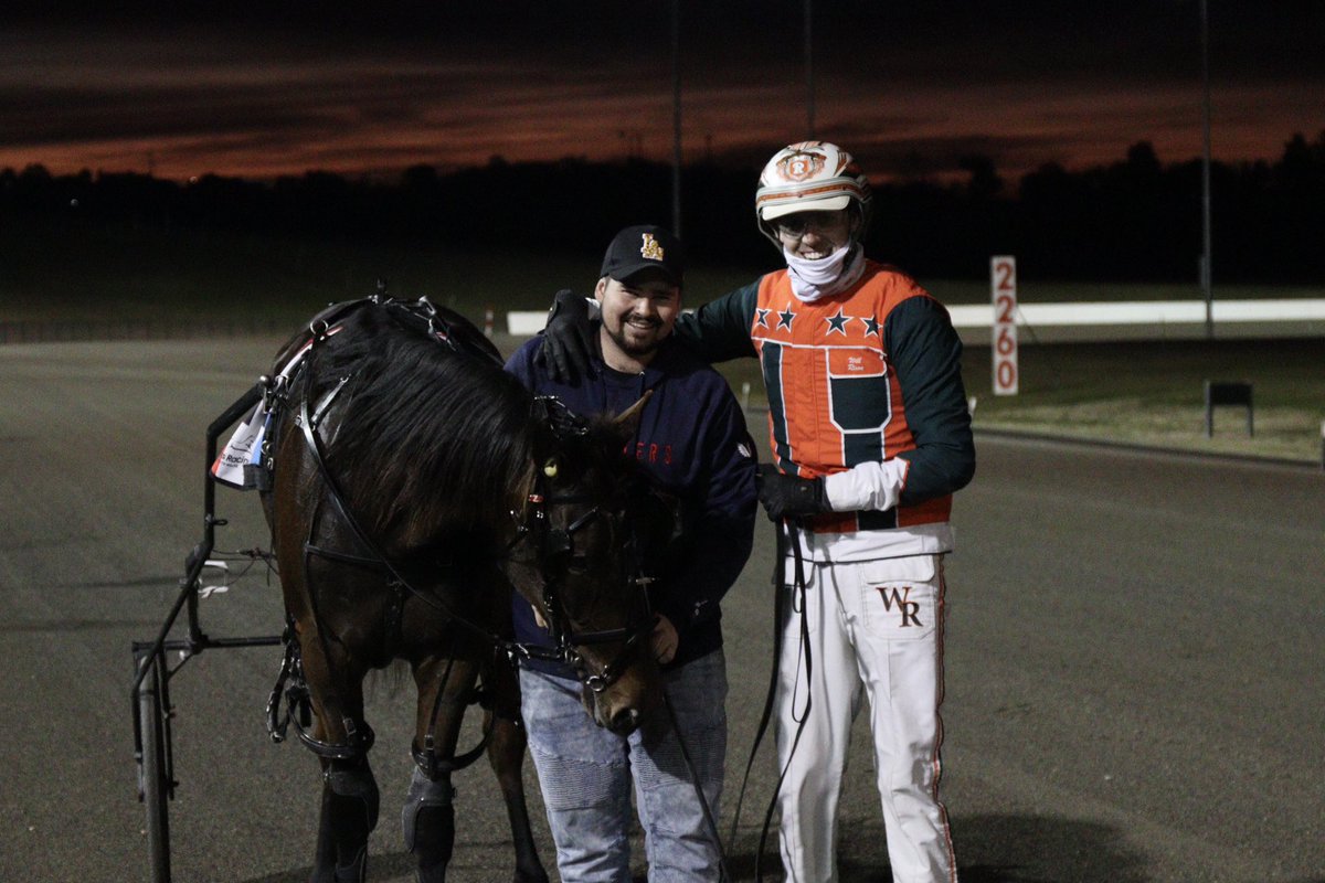 🥇The Chris Judd trained VITE MONET has taken out the LION NATHAN PACE for Will Rixon.

🥈| BETTER SHUSH
🥉| MISTER MANAGER

Congratulations 👏