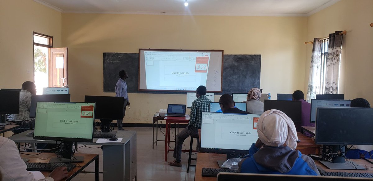 Lyra_Tanzania's tweet image. Engaging in Day 3 of teacher’s training at Msanga secondary school in Chamwino Dodoma on July 24, 2024. Today’s focus: Empowering educators with effective presentation skills through Microsoft PowerPoint. #moest #mewaka #TeachersEd