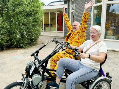 bathmensekrant's tweet photo. Meester Erwin met pensioen https://t.co/k2vEyv3FvF https://t.co/1pTN95fYj2