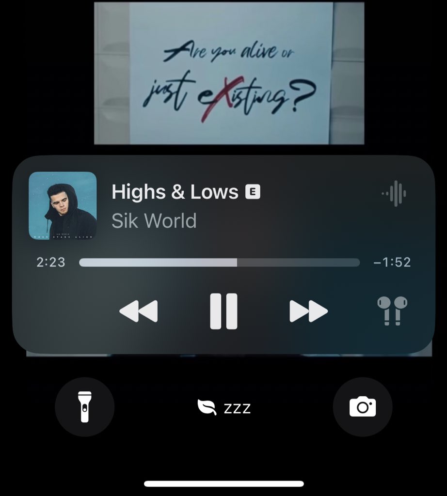 kkitogvnil's tweet photo. 14 yr old me had no business relating to this song man wtf https://t.co/pm2h1rNb95